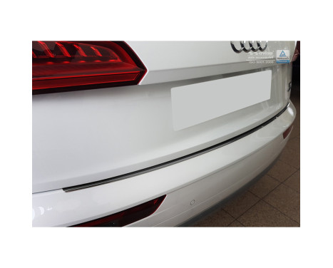 Black stainless steel rear bumper protector Audi Q5 2017- 'Ribs', Image 2