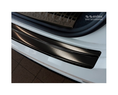 Black stainless steel rear bumper protector Audi Q8 2018-, Image 2