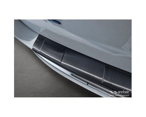 Black Stainless Steel Rear Bumper Protector Fits Jeep Grand Cherokee V (WL) 2022- 'Ribs', Image 2