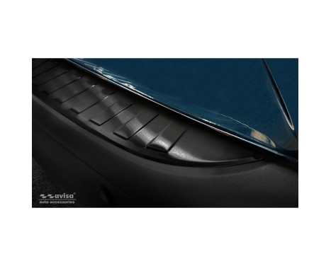 Black stainless steel rear bumper protector Mazda CX-3 2015- 'Ribs', Image 2
