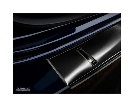Black stainless steel rear bumper protector Mercedes GLE II W167 2019- 'Ribs', Image 3