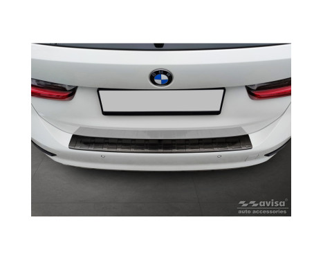 Black stainless steel rear bumper protector suitable for BMW 3-Series G21 Touring 2019-2022 'Ribs', Image 2