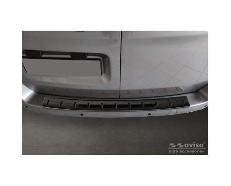 Black stainless steel rear bumper protector suitable for Citroën Space Tourer & Jumpy 2016- / Peugeot Travell, Image 2