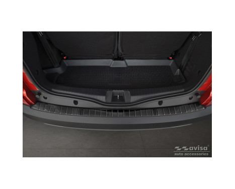 Black Stainless Steel Rear Bumper Protector suitable for Dacia Jogger 2022- 'Ribs', Image 2