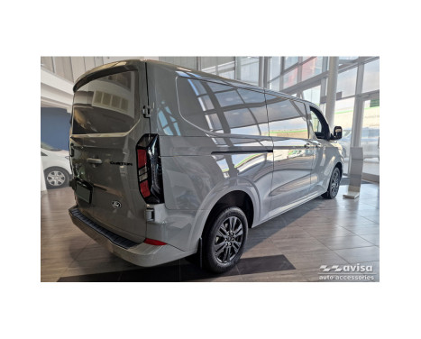 Black stainless steel rear bumper protector suitable for Ford Transit Custom 2023 - 'Ribs', Image 5
