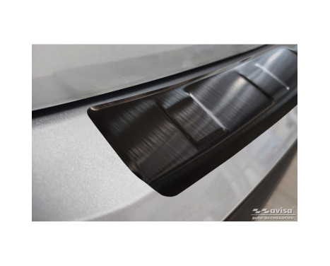 Black Stainless Steel Rear Bumper Protector suitable for Skoda Enyaq iV 2020- 'Ribs', Image 4