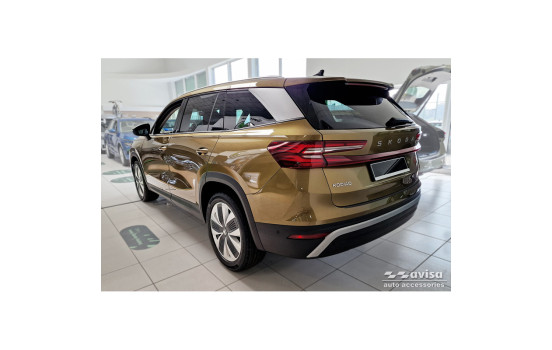 Black stainless steel rear bumper protector suitable for Skoda Kodiaq II (PS7) 2024- 'Ribs', Image 5