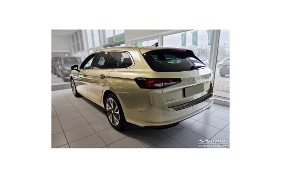 Black stainless steel rear bumper protector suitable for Skoda Superb IV Combi 2023- 'Ribs', Image 6
