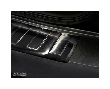 Black stainless steel rear bumper protector suitable for Volkswagen Caddy 2004-2015 & FL 2015- 'Ribs', Image 2