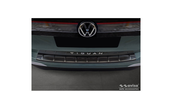 Black stainless steel rear bumper protector suitable for Volkswagen Tiguan (CT1) 2024- 'Ribs', Image 2