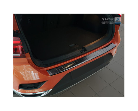 Black stainless steel rear bumper protector Volkswagen T-Roc 11 / 2017- 'Ribs', Image 3