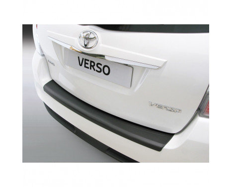 Bumper protector suitable for Toyota Verso Facelift 2013- Black