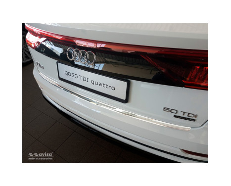 Chrome stainless steel bumper protector suitable for Audi Q8 2018- 'Ribs', Image 3
