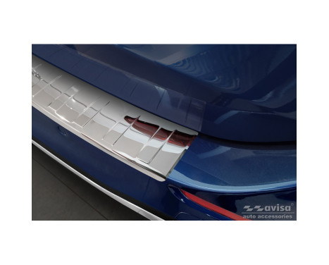 Chrome stainless steel bumper protector suitable for Mercedes C-Class AMG Estate (S206) 2021- 'Ribs', Image 4