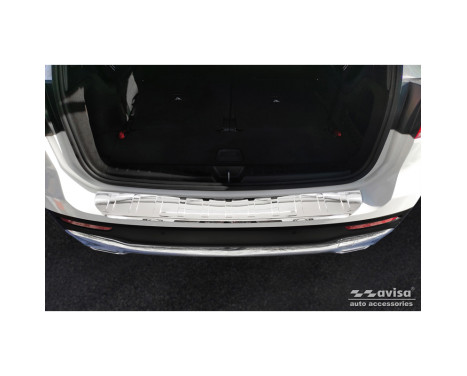 Chrome stainless steel bumper protector suitable for Mercedes GLB (X247) 2019- 'Ribs', Image 2