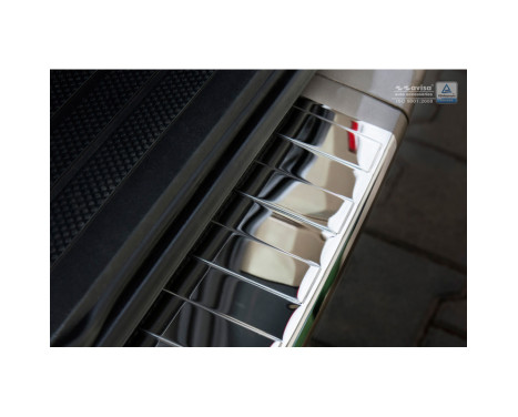 Chrome stainless steel bumper protector suitable for Mercedes Vito / Viano 2003-2014 'Ribs', Image 4