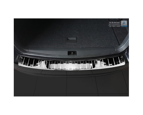 Chrome stainless steel bumper protector suitable for Skoda Octavia III Kombi Facelift 2017- 'Ribs', Image 3