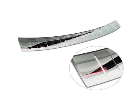 Chrome stainless steel bumper protector suitable for Volvo V60 II / V60 II Cross Country 2018- & V60 II Plus, Image 6