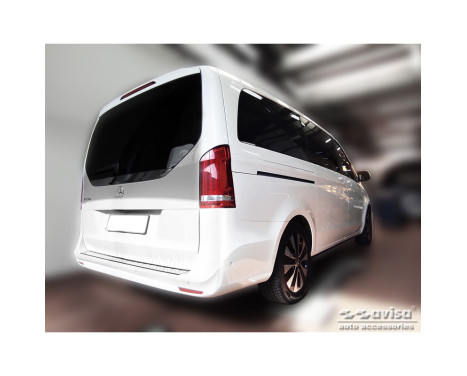 Chrome Stainless Steel Rear Bumper Protector suitable for Mercedes Vito / V-Class 2014- 'Ribs' 'XL', Image 5