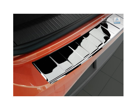 Chrome stainless steel Rear bumper protector Volkswagen T-Roc 11 / 2017- 'Ribs', Image 4