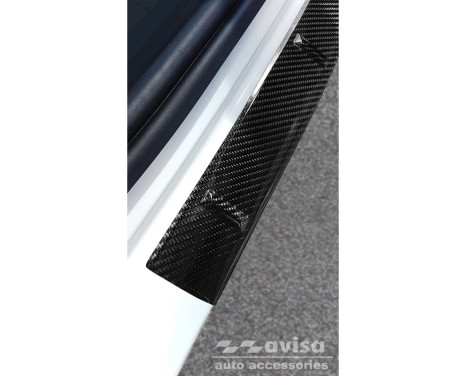 Genuine 3D Carbon Fiber Rear Bumper Protector suitable for Mercedes GLE II (W167) 2019- 'Ribs', Image 2