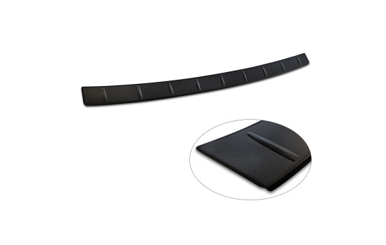 Matt black stainless steel rear bumper protector suitable for Fiat 600 Mild Hybrid / 600e 2023 - 'Ribs', Image 5