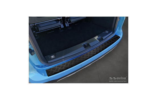 Matte Black Aluminum Bumper Protector Fits Ford Tourneo Connect III 2022- 'Riffled Plate', Image 3
