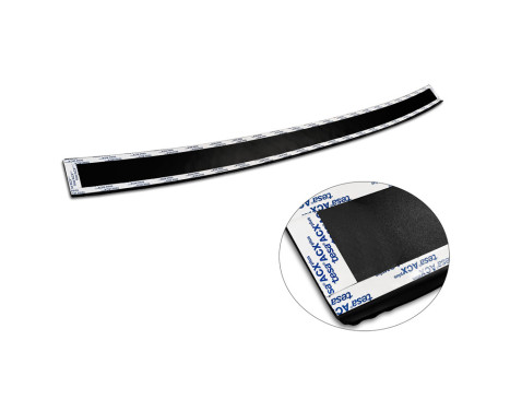 Matte black aluminum bumper protector suitable for Volkswagen Caddy V 2020- 'Riffled Plate', Image 7