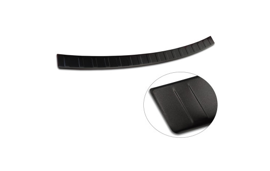 Matte black stainless steel bumper protector suitable for Mazda CX5 II 2017- 'Ribs', Image 6