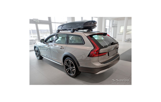 Matte black stainless steel bumper protector suitable for Volvo V90 9/2016- 'Ribs', Image 4