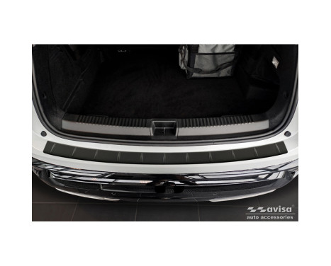 Matte Black Stainless Steel Rear Bumper Protector for Renault Espace VI E-Tech Hybrid 2023- 'Ribs', Image 3