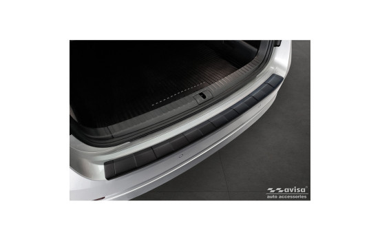 Matte black stainless steel Rear bumper protector for Skoda Octavia Combi (NX5) incl. RS 2020- 'Ribs', Image 4