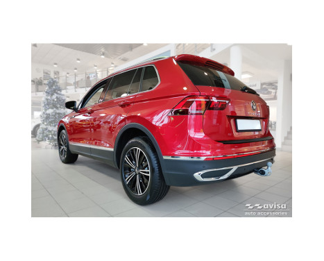Matte black stainless steel rear bumper protector for Volkswagen Tiguan II / Allspace incl. Facelift & RL, Image 5