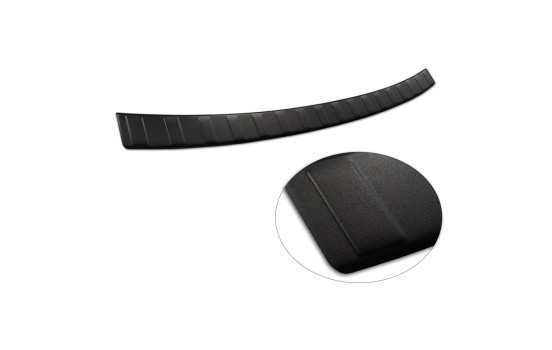 Matte black stainless steel rear bumper protector for Volkswagen Tiguan II / Allspace incl. Facelift & RL, Image 6