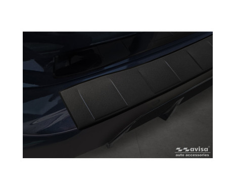 Matte black stainless steel rear bumper protector suitable for BMW 3 Series Touring (G21) Facelift 2022 - with M-Package, Image 3