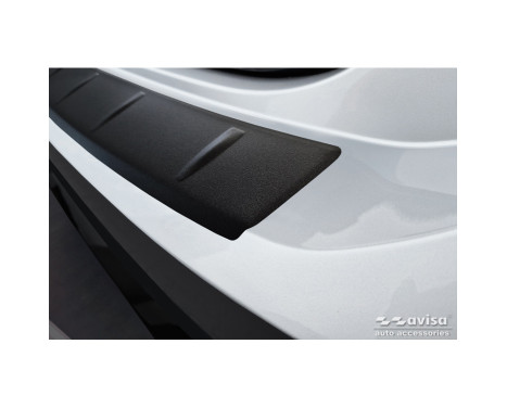 Matte black stainless steel rear bumper protector suitable for Volkswagen ID.7 2023- 'Ribs', Image 2