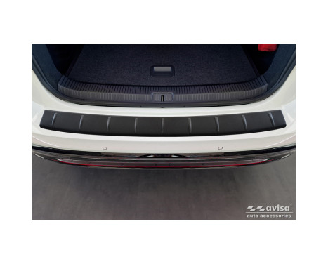 Matte black stainless steel rear bumper protector suitable for Volkswagen ID.7 2023- 'Ribs', Image 3