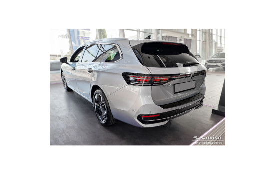 Matte black stainless steel Rear bumper protector suitable for Volkswagen Passat Variant (CJ5) 2023- 'Ribs', Image 5