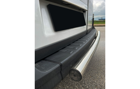 Oneway Rear bumper protection molding Volkswagen Crafter MK2 2016- & MAN TGE MK1 PreFacelift 2016-, Image 2