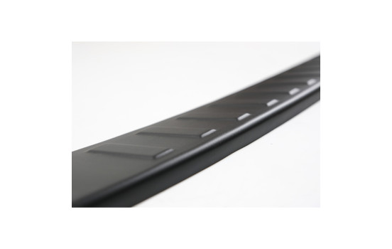 Oneway Rear bumper protection molding Volkswagen Crafter MK2 2016- & MAN TGE MK1 PreFacelift 2016-, Image 8
