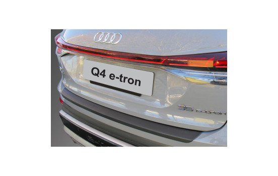 RGM Bumper protector suitable for Audi Q4 e-tron (F4B) & Q4 e-tron Sportback (F4N) 2020-