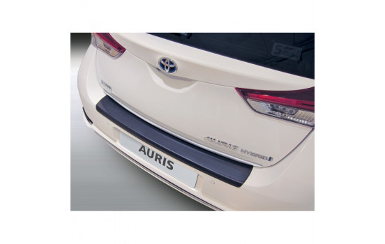 RGM Bumper protector suitable for Toyota Auris 5 doors 9/2015-