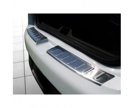 RVS Rear bumper protector Renault Clio IV 5-door 2013- 'Ribs', Image 2