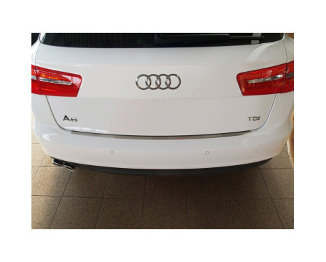 Stainless steel bumper protector suitable for Audi A6 Avant 2011-, Image 4