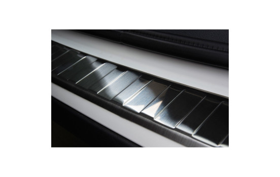 Stainless steel bumper protector suitable for BMW X1 F48 2015- 'Ribs', Image 5