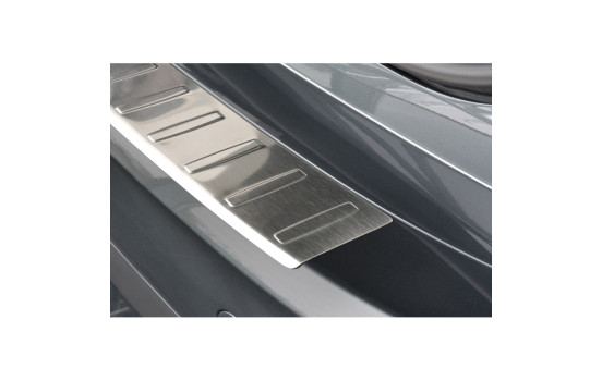 Stainless steel bumper protector suitable for Citroën C4 Picasso 2013- 'Ribs', Image 3