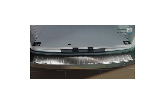 Stainless steel bumper protector suitable for Citroën Jumpy / Peugeot Expert 2016+ 'Ribs', Image 4