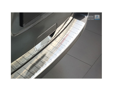Stainless steel bumper protector suitable for Citroën Spacetourer / Peugeot Traveller / Toyota Proace Vers, Image 4