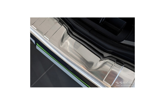 Stainless steel bumper protector suitable for Dacia Spring 2020- 'Ribs', Image 5