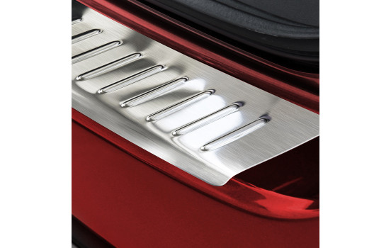 Stainless steel bumper protector suitable for Fiat 500X 2015- 'Ribs', Image 3